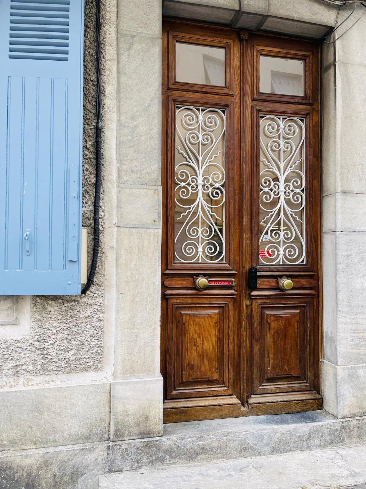 Le Caubous Plein Centre Appartement Calme Avec Chambre Et Cuisine Equipee Bagnères-de-Bigorre Esterno foto