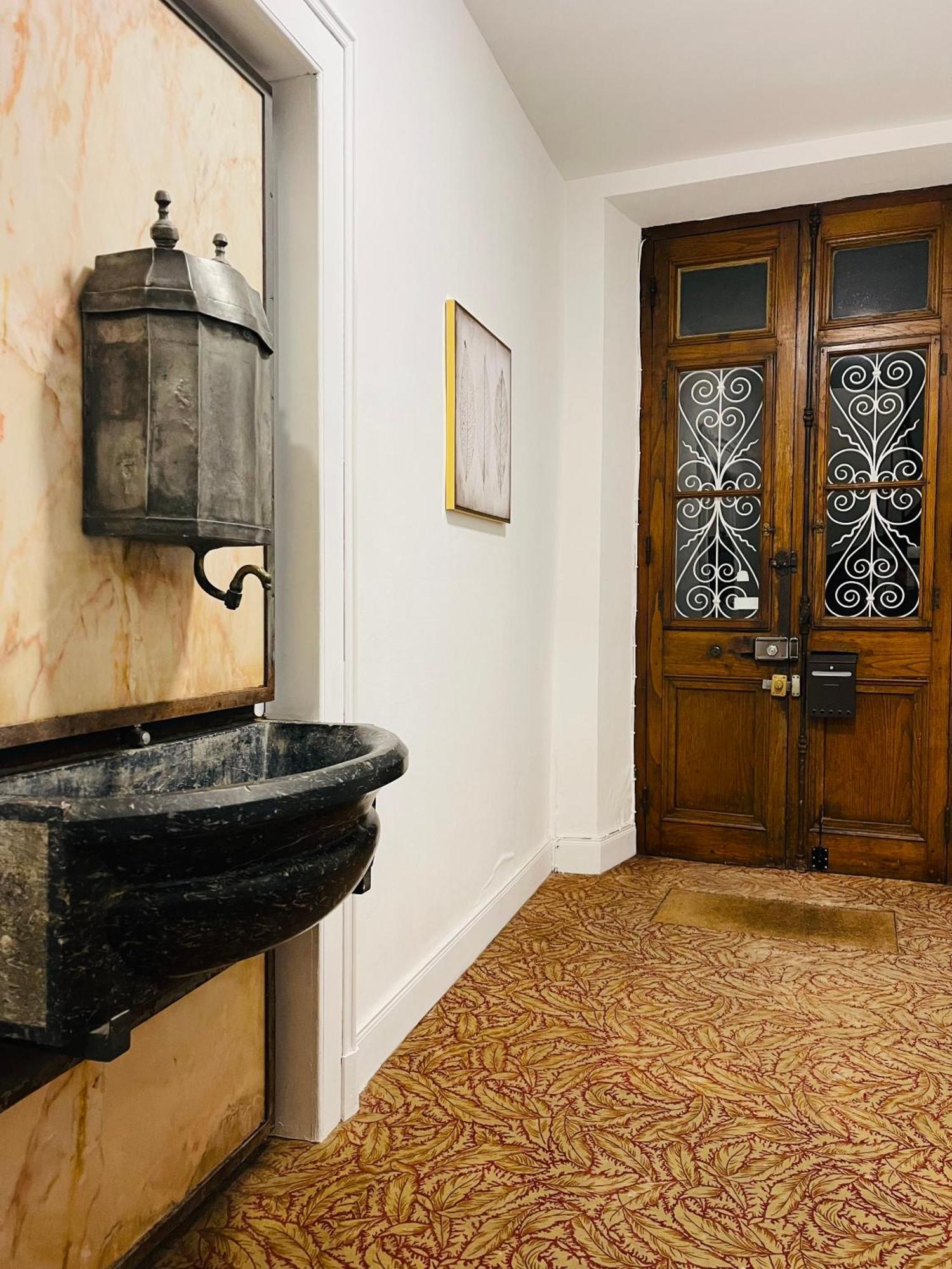 Le Caubous Plein Centre Appartement Calme Avec Chambre Et Cuisine Equipee Bagnères-de-Bigorre Esterno foto